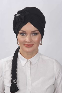 Çiçekli Örgülü Hazır Bone  Siyah